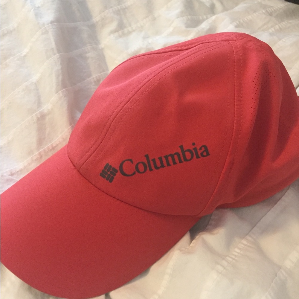 Columbia hat